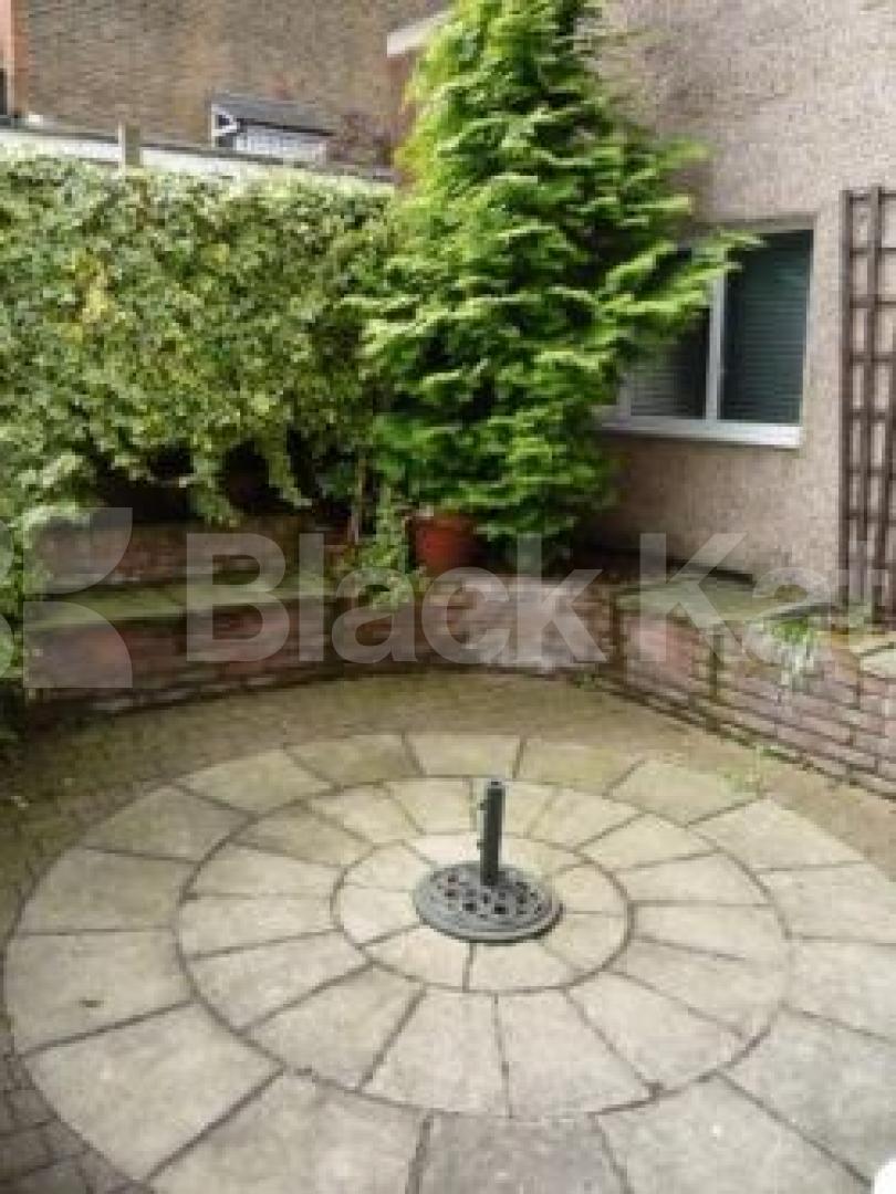 			LET!, 2 Bedroom, 1 bath, 1 reception Ground Floor Flat			 Cecile Park, CROUCH END